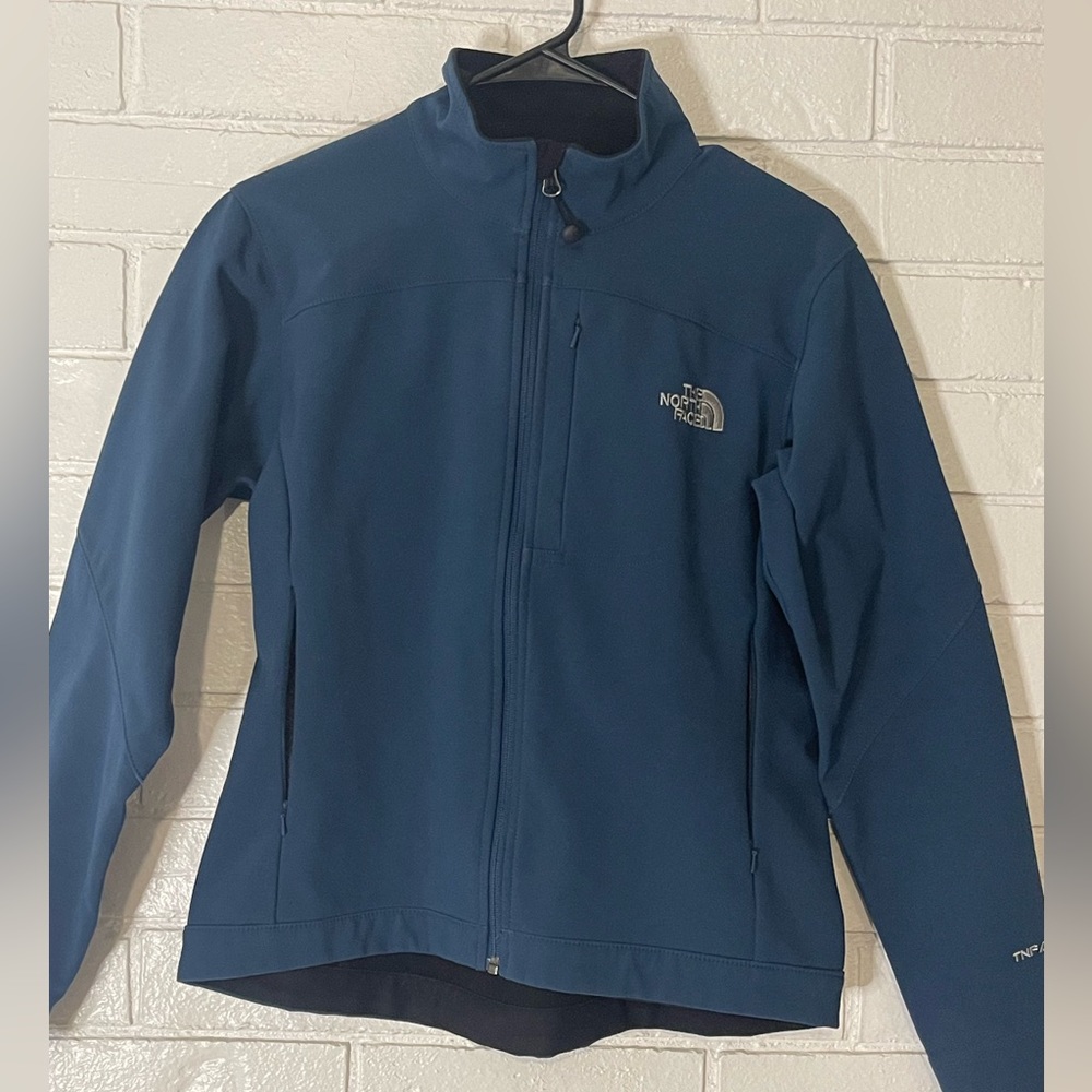 NorthFace jacket. Zip up.No hood. Size small.